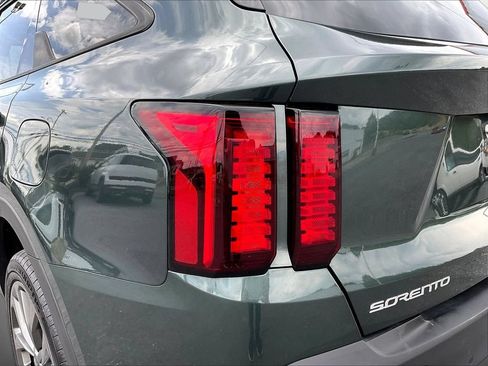 Used 2023 Kia Sorento X-Line EX AWD/4WD image 23