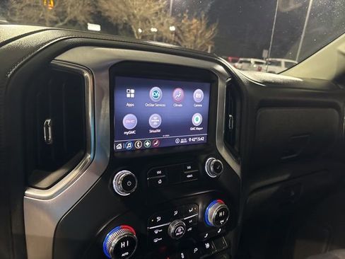 Used 2020 GMC Sierra 1500 SLE w/ SLE Value Package image 23