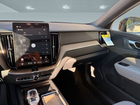 New 2026 Volvo XC60 B5 Core w/ Climate Package image 23