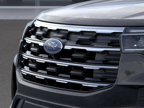 New 2026 Ford Explorer Active AWD/4WD image 17