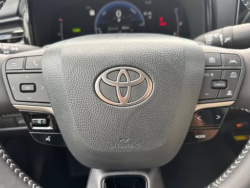New 2026 Toyota Camry SE FWD image 27