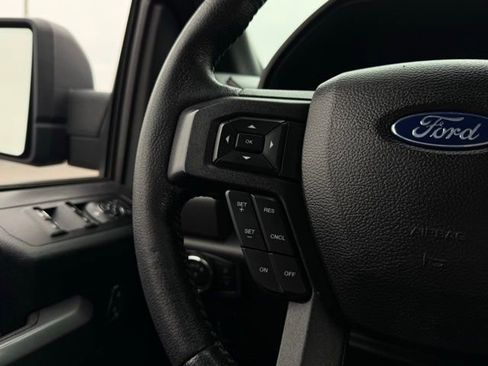 Used 2016 Ford F150 XLT w/ Equipment Group 302A Luxury image 9