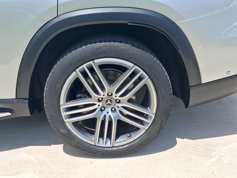 Used 2020 Mercedes-Benz GLS 450 4MATIC image 4