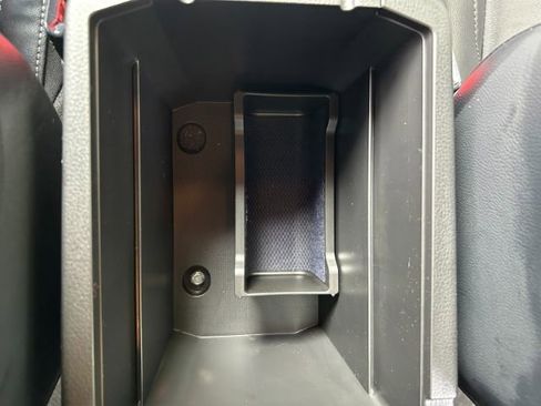 Used 2022 Mitsubishi Eclipse Cross AWD image 42