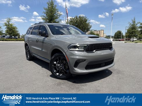 Used 2022 Dodge Durango GT AWD/4WD image 1