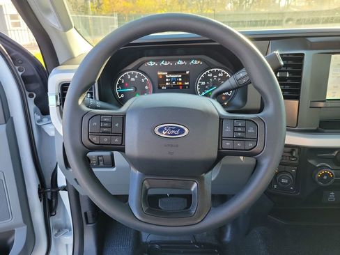 New 2026 Ford F250 XL w/ FX4 Off-Road Package image 20