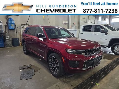 Used 2023 Jeep Grand Cherokee L Overland image 2