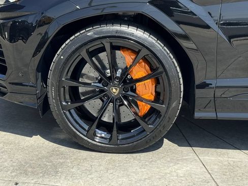 Used 2020 Lamborghini Urus AWD/4WD image 34