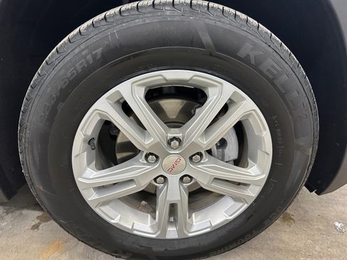 Certified 2023 GMC Terrain SLE w/ Driver Convenience Package image 36