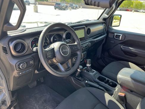 Used 2023 Jeep Wrangler Unlimited w/ 8.4" Radio Group AWD/4WD image 12