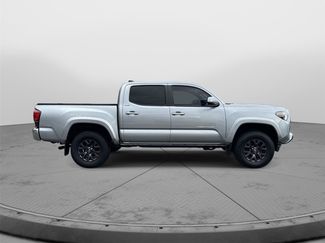 Used 2022 Toyota Tacoma SR5 video 2