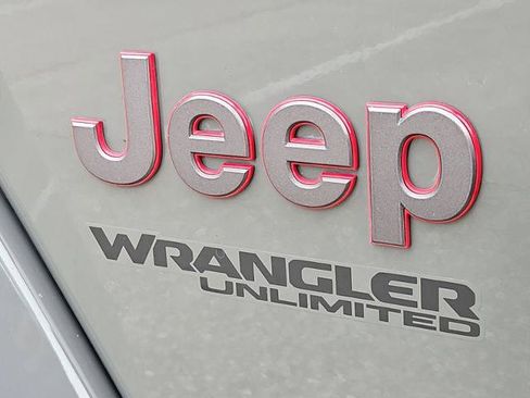 Used 2019 Jeep Wrangler Unlimited Rubicon AWD/4WD image 28