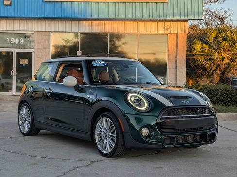Used 2019 MINI Cooper S image 4