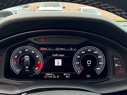 Used 2023 Audi SQ7 Prestige image 6