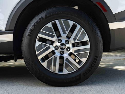Used 2026 Hyundai Palisade SEL Premium FWD image 15