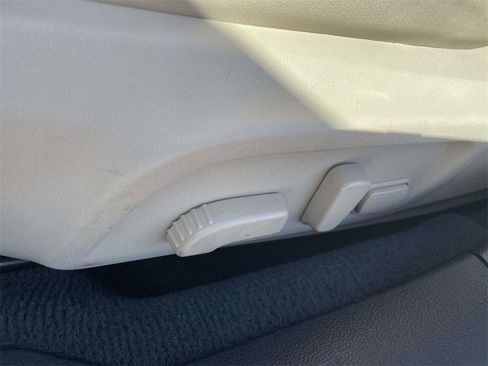 Used 2019 Subaru Outback 2.5i Limited w/ Popular Package #2 image 21