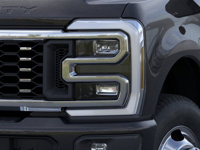 New 2026 Ford F350 Platinum AWD/4WD image 18