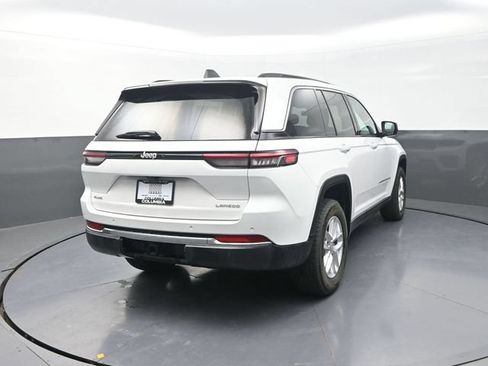 Used 2026 Jeep Grand Cherokee Laredo X AWD/4WD image 9