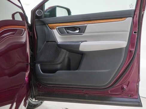 Used 2019 Honda CR-V Touring image 34