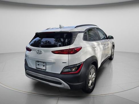 Used 2022 Hyundai Kona SEL w/ Convenience Package AWD/4WD image 4