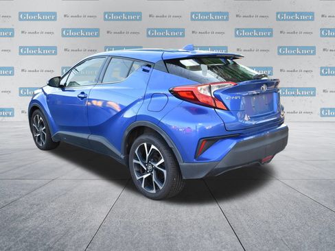 Used 2019 Toyota C-HR Limited FWD image 8