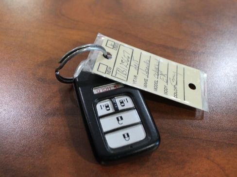 Used 2015 Honda Odyssey EX image 30