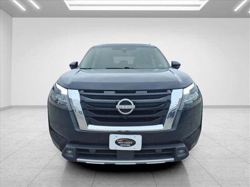 Used 2024 Nissan Pathfinder SV AWD/4WD image 4
