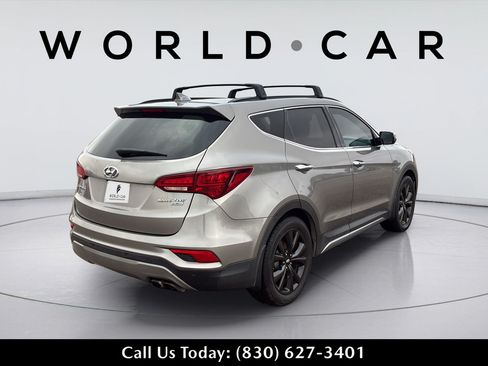 Used 2018 Hyundai Santa Fe Sport FWD image 17