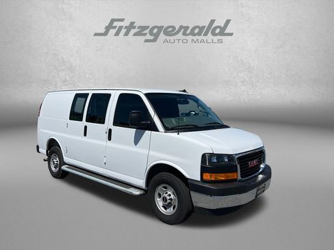 Used 2025 GMC Savana 2500 w/ Driver Convenience Package RWD image 1