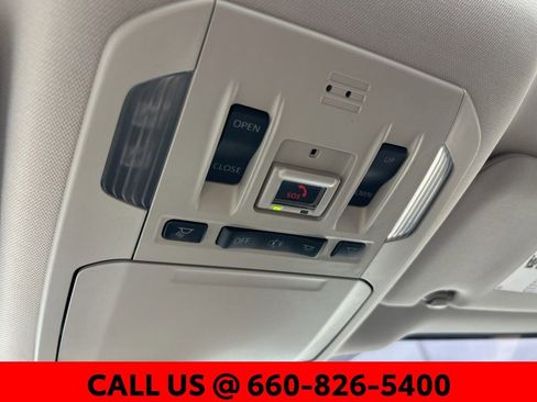 Certified 2020 Toyota Highlander XLE AWD/4WD image 36