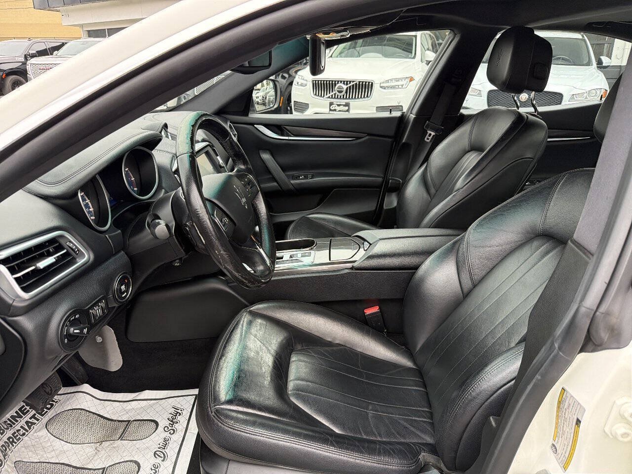Used 2016 Maserati Ghibli S RWD image 33