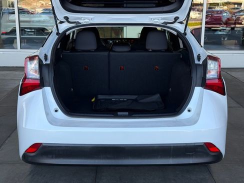 Certified 2021 Toyota Prius L Eco image 15