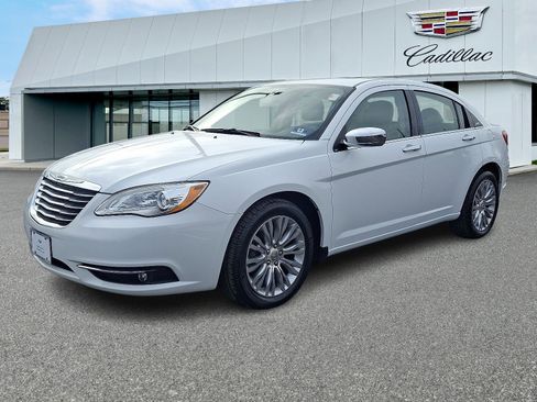 Used 2013 Chrysler 200 Limited w/ Sun/Sound Group image 3