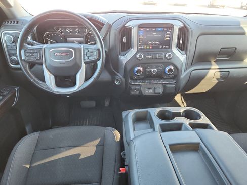 Used 2021 GMC Sierra 1500 SLE w/ X31 Off-Road Package image 10