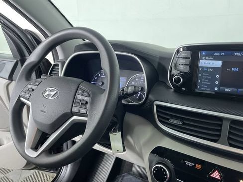 Used 2021 Hyundai Tucson SE FWD image 28
