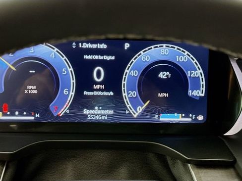 Used 2023 Jeep Grand Cherokee L Limited w/ Luxury Tech Group II image 14