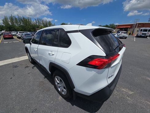 Used 2024 Toyota RAV4 LE FWD image 8