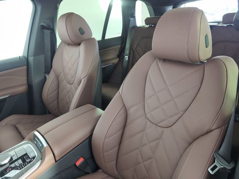 Used 2026 BMW X5 sDrive40i w/ Premium Package image 23