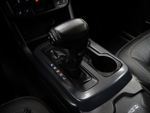 Used 2021 Chevrolet Colorado Z71 w/ Safety Package image 32