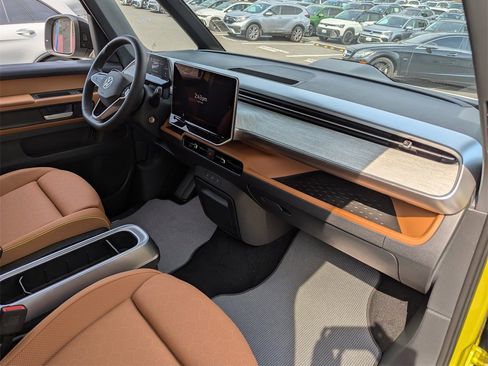 New 2025 Volkswagen ID. Buzz Pro S Plus image 41