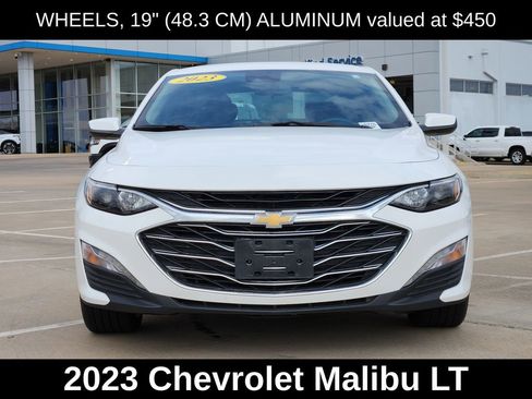 Used 2023 Chevrolet Malibu LT image 2