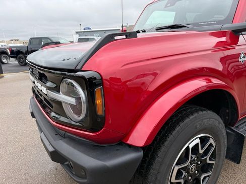 Used 2021 Ford Bronco Outer Banks AWD/4WD image 36