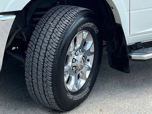 Used 2019 RAM 3500 Laramie RWD image 27