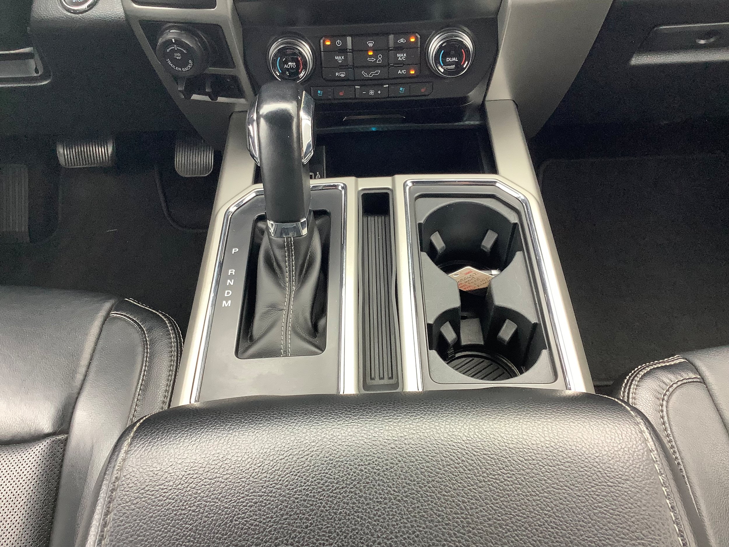 Used 2019 Ford F150 Lariat w/ Equipment Group 502A Luxury AWD/4WD image 11