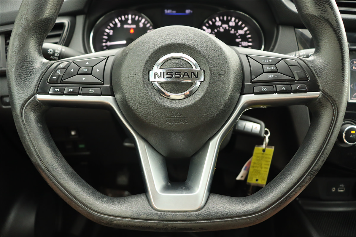 Used 2020 Nissan Rogue S FWD image 38