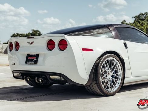Used 2011 Chevrolet Corvette ZR1 w/ Preferred Equipment Group RWD image 73