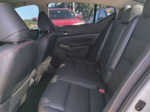 Used 2021 Nissan Altima 2.5 SR w/ SR Premium Package FWD image 15