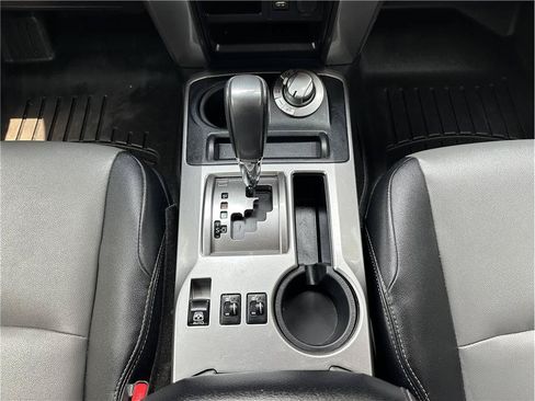 Used 2021 Toyota 4Runner SR5 Premium w/ Moonroof Package AWD/4WD image 24