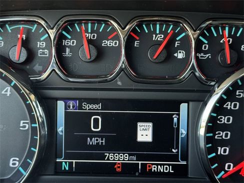 Used 2018 Chevrolet Tahoe LT image 13