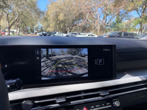 Used 2025 Hyundai Tucson SEL image 17